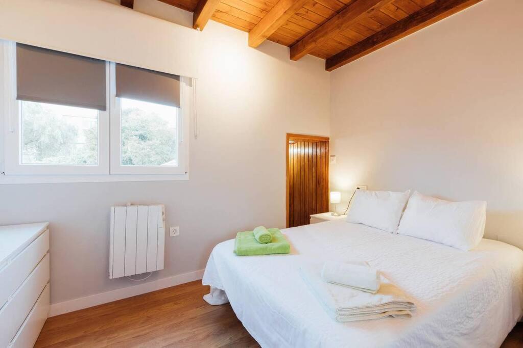Chalet En La Cuidad- Con Jardin Y Barbacoa Gijon Exterior photo